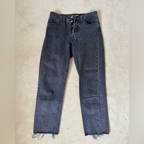 Levi’s Wedgie Straight Jeans - Picture 1 of 5